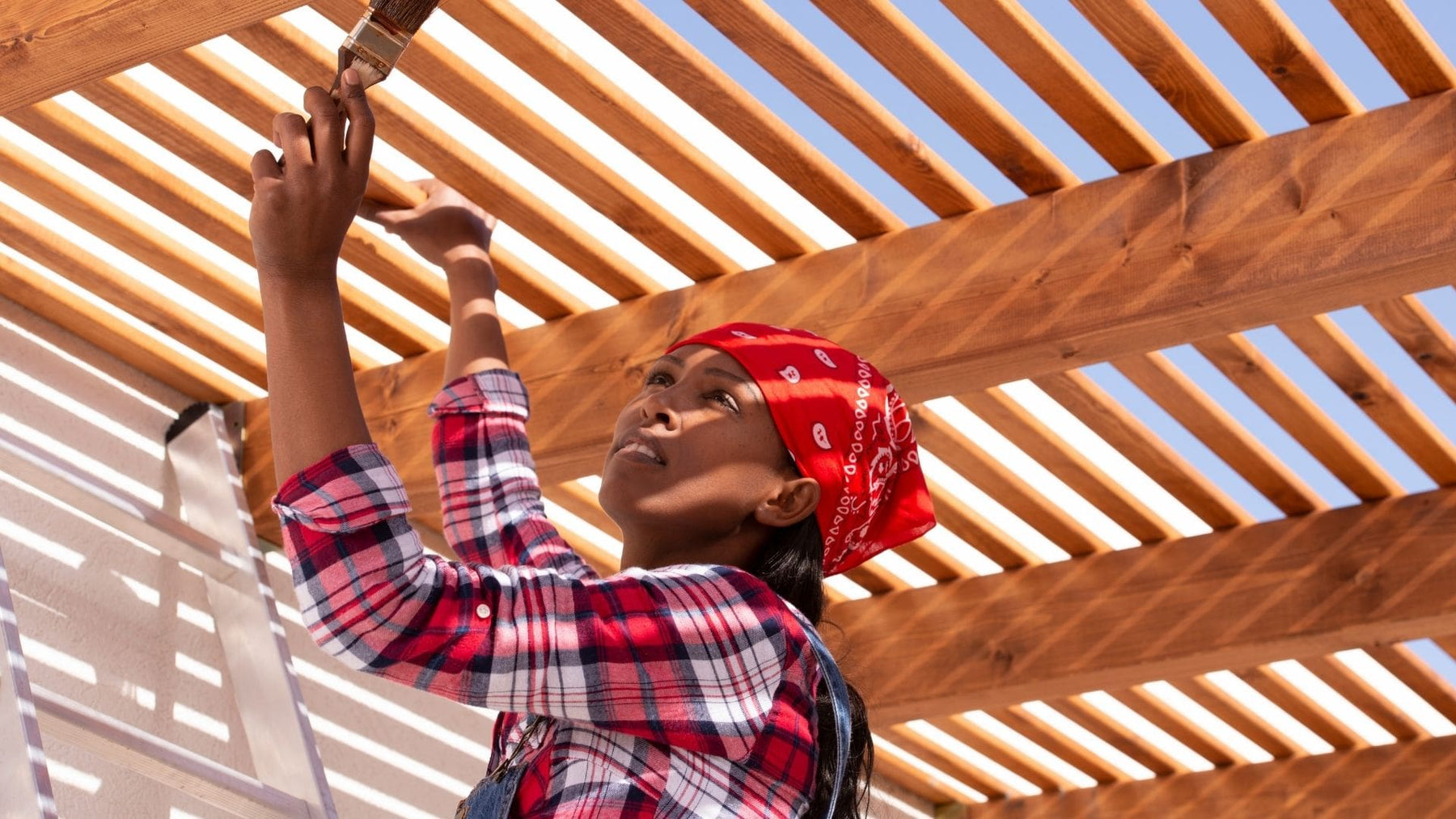 How to Keep Your Pergola Looking New Year-Round