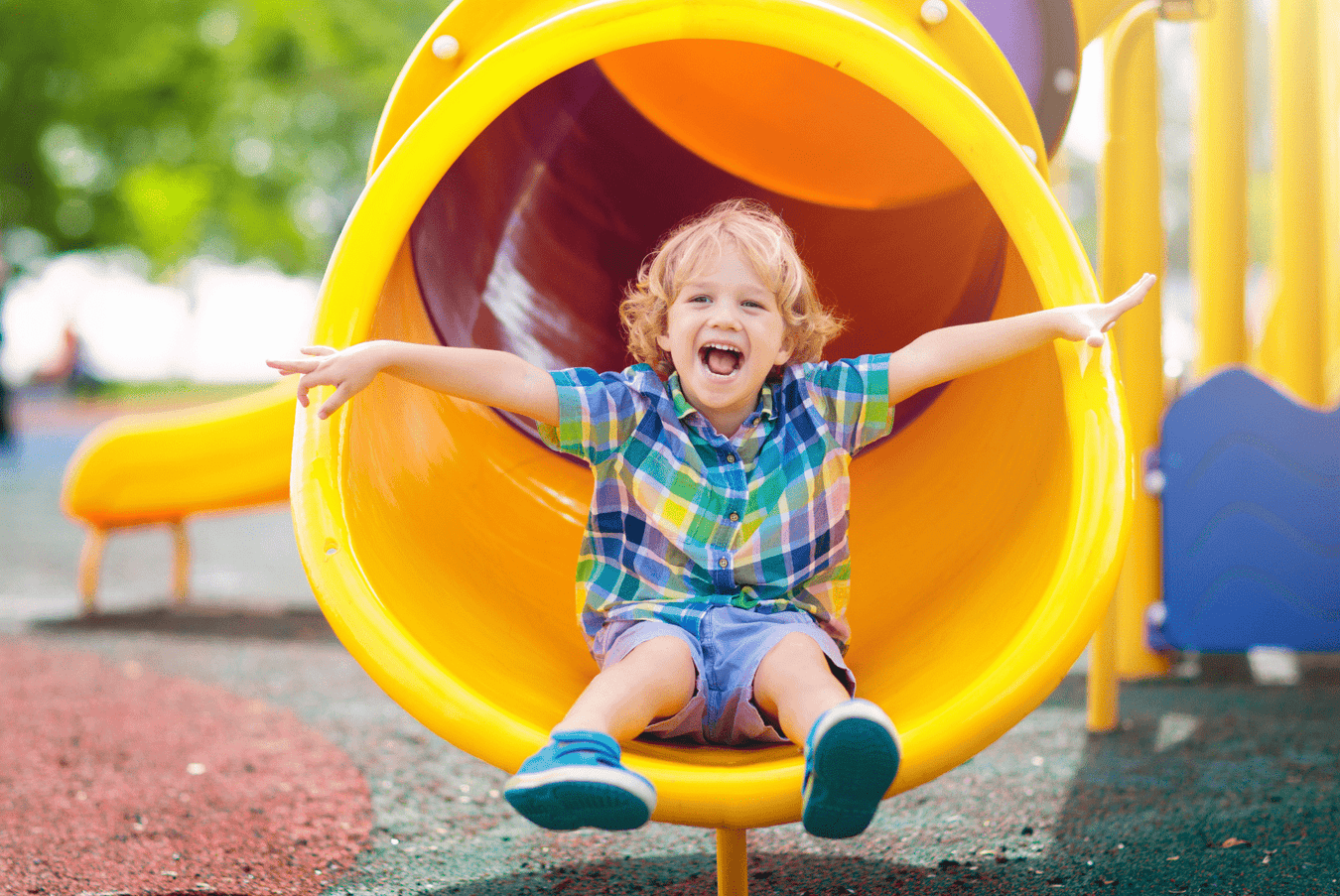 Kid Friendly Outdoor Furniture & Play